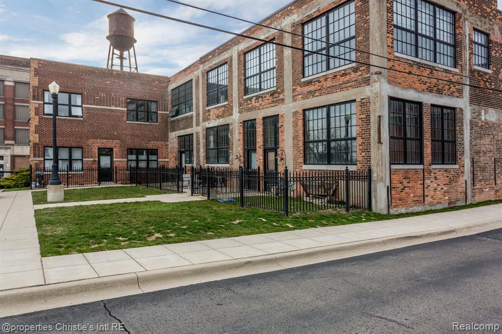 5766 Trumbull, Unit 110 Detroit, MI 48208 - Photo 1 of 22