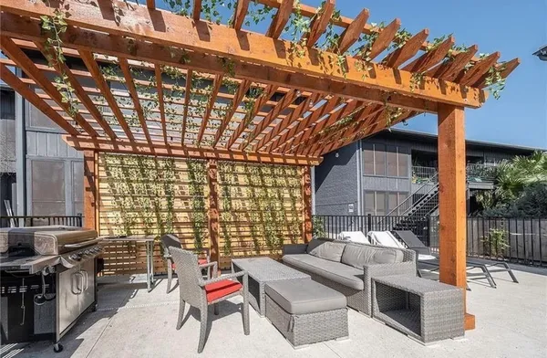 $1,799 | 909 Reinli Street, Unit 136, Austin, TX 78751