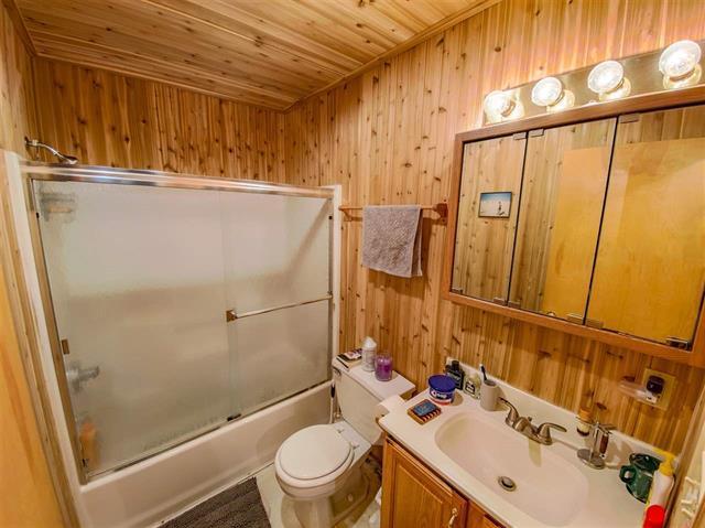 5453 Mullett Burt Road Cheboygan, MI 49721 - Photo 6 of 10 Gallery Image 6