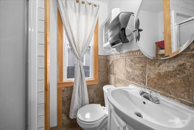 $319,900 | 417 Marion Avenue, Aurora, IL 60505