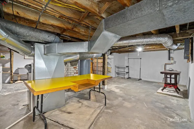 $319,900 | 417 Marion Avenue, Aurora, IL 60505