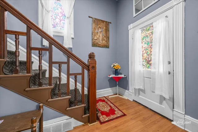 $319,900 | 417 Marion Avenue, Aurora, IL 60505