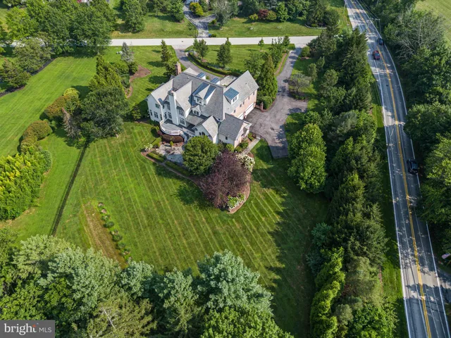 $2,900,000 | 1 Dovecote Lane, Malvern, PA 19355