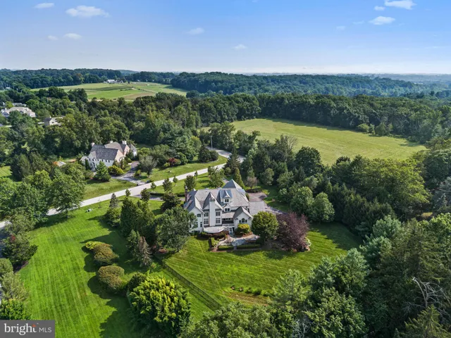 $2,900,000 | 1 Dovecote Lane, Malvern, PA 19355