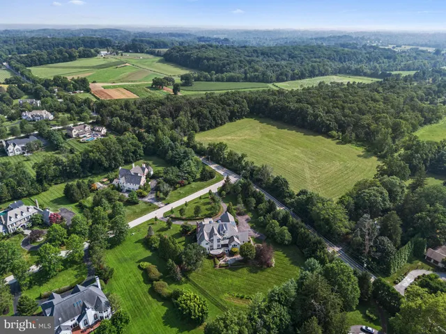 $2,900,000 | 1 Dovecote Lane, Malvern, PA 19355