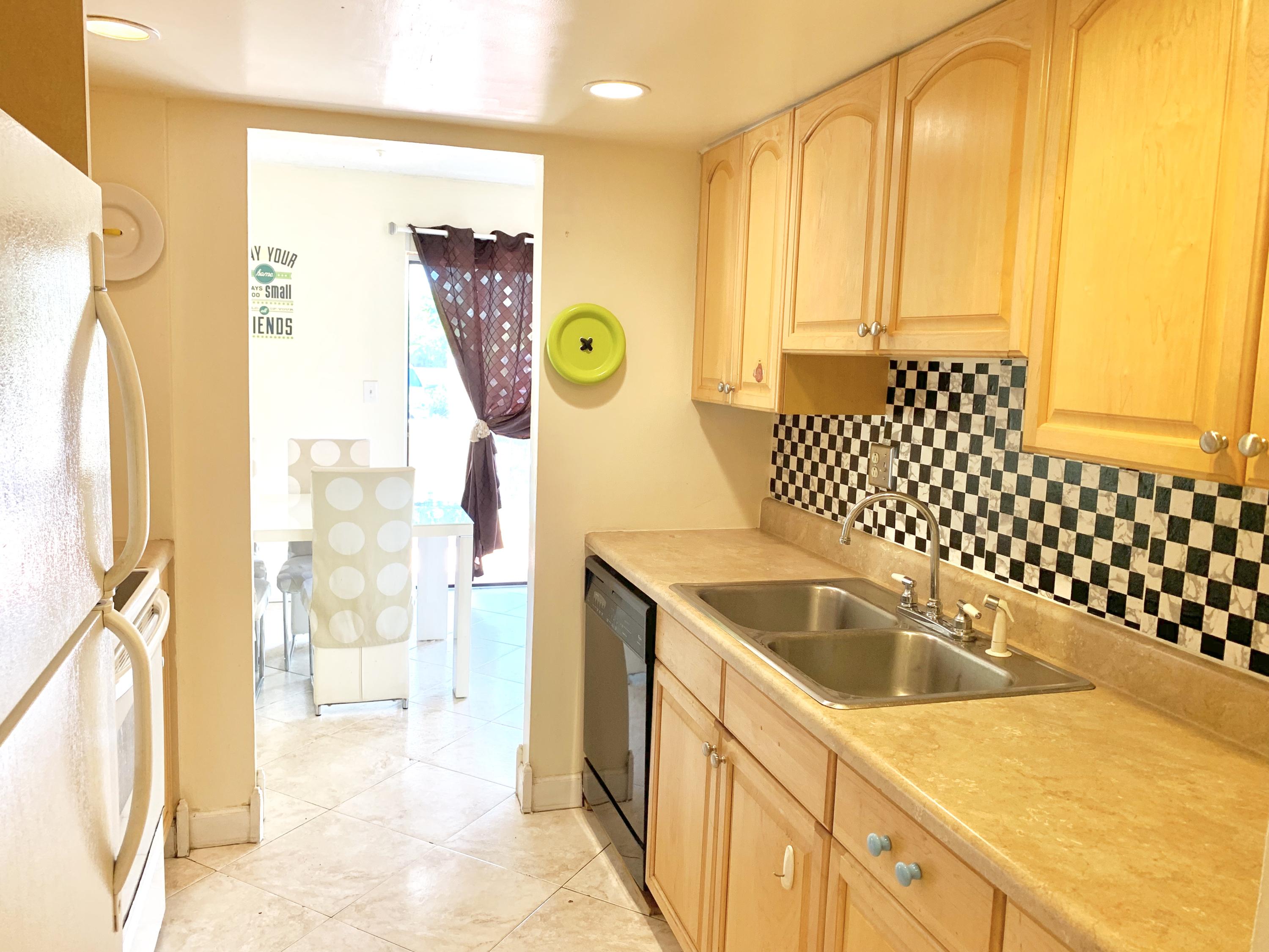 8801 West Sample Road, Unit 1 Coral Springs, FL 33065 - Photo 19 of 42 IMG_0904
