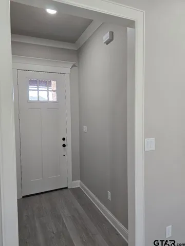 a view of a kitchen and kitchen