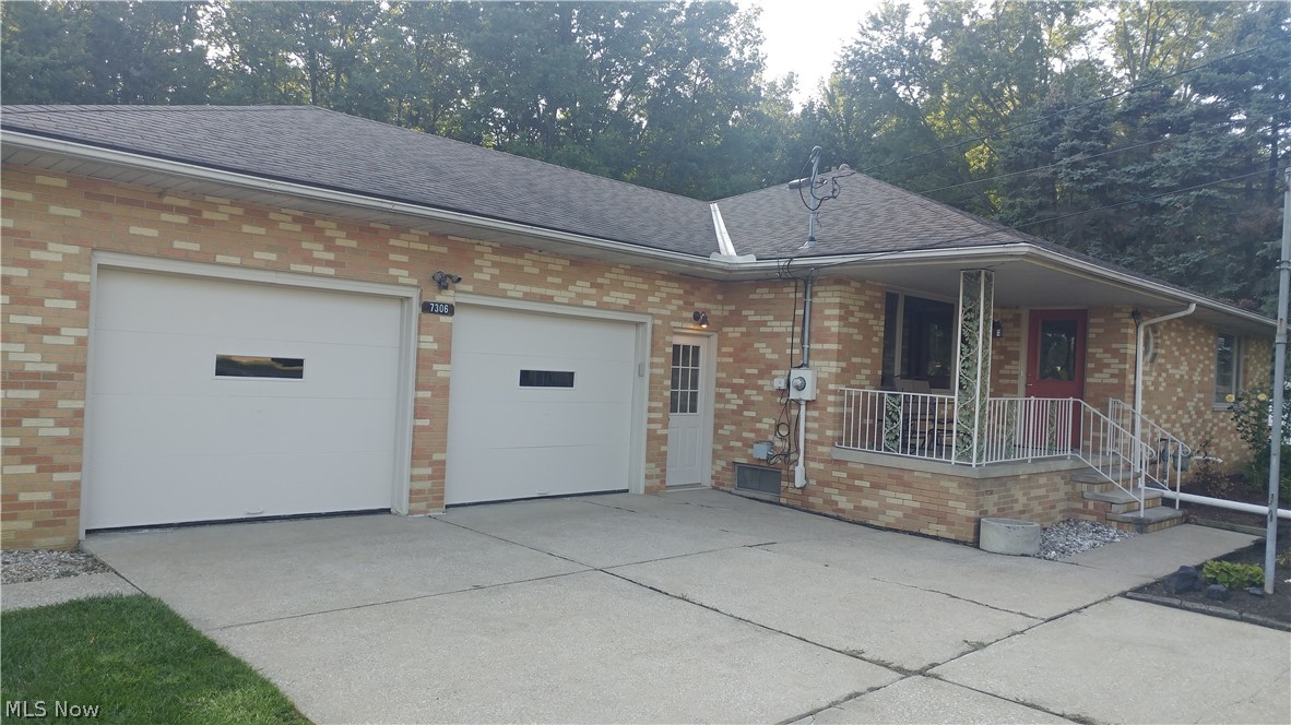 7306 Case Road North Ridgeville, OH 44039 - Photo 29 of 33
