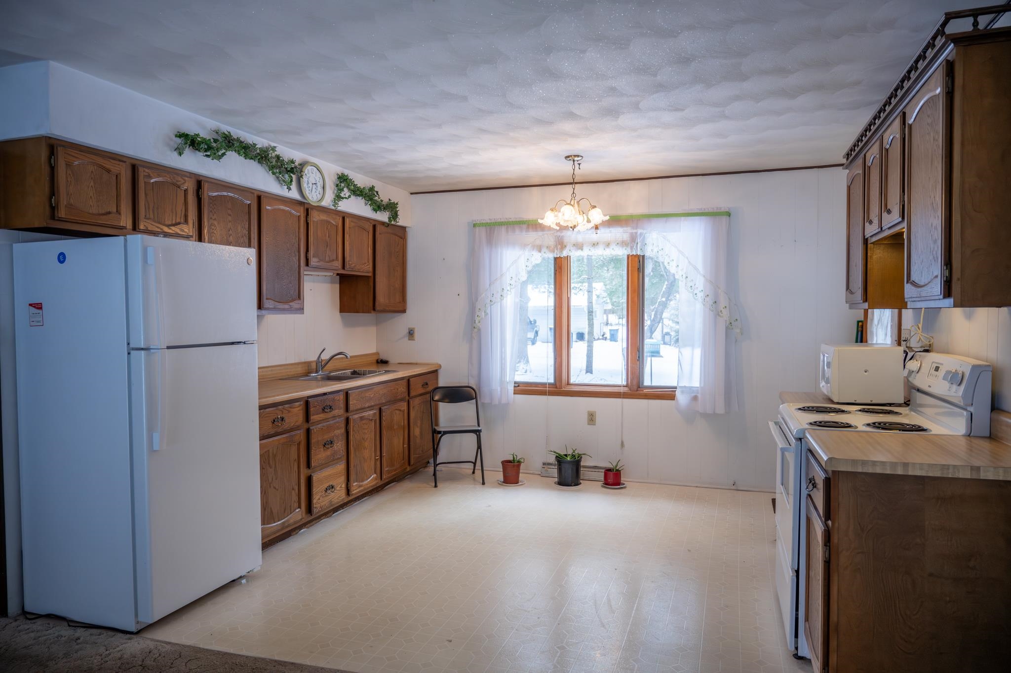 702 West 1st Necedah, WI 54646 - Photo 8 of 23