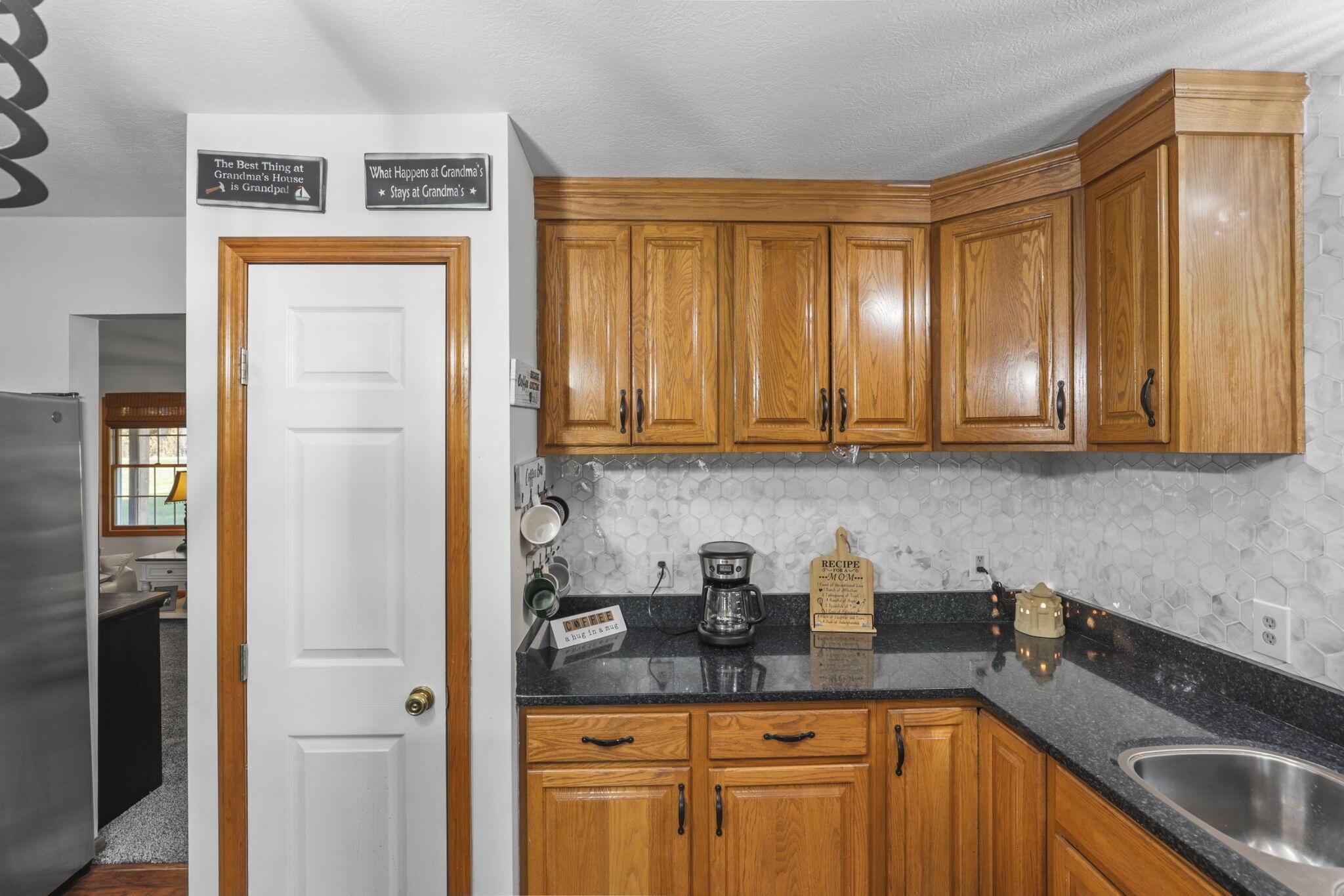 645 Refugee Road Southeast Hebron, OH 43025 - Photo 20 of 78 19-web-or-mls-0N4A0726