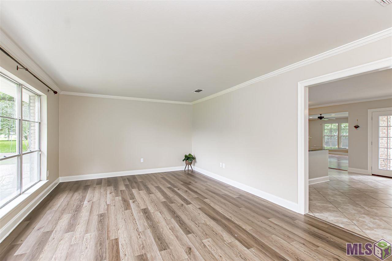 950 Rodney Drive Baton Rouge, LA 70808 - Photo 5 of 31 Gallery Image 5