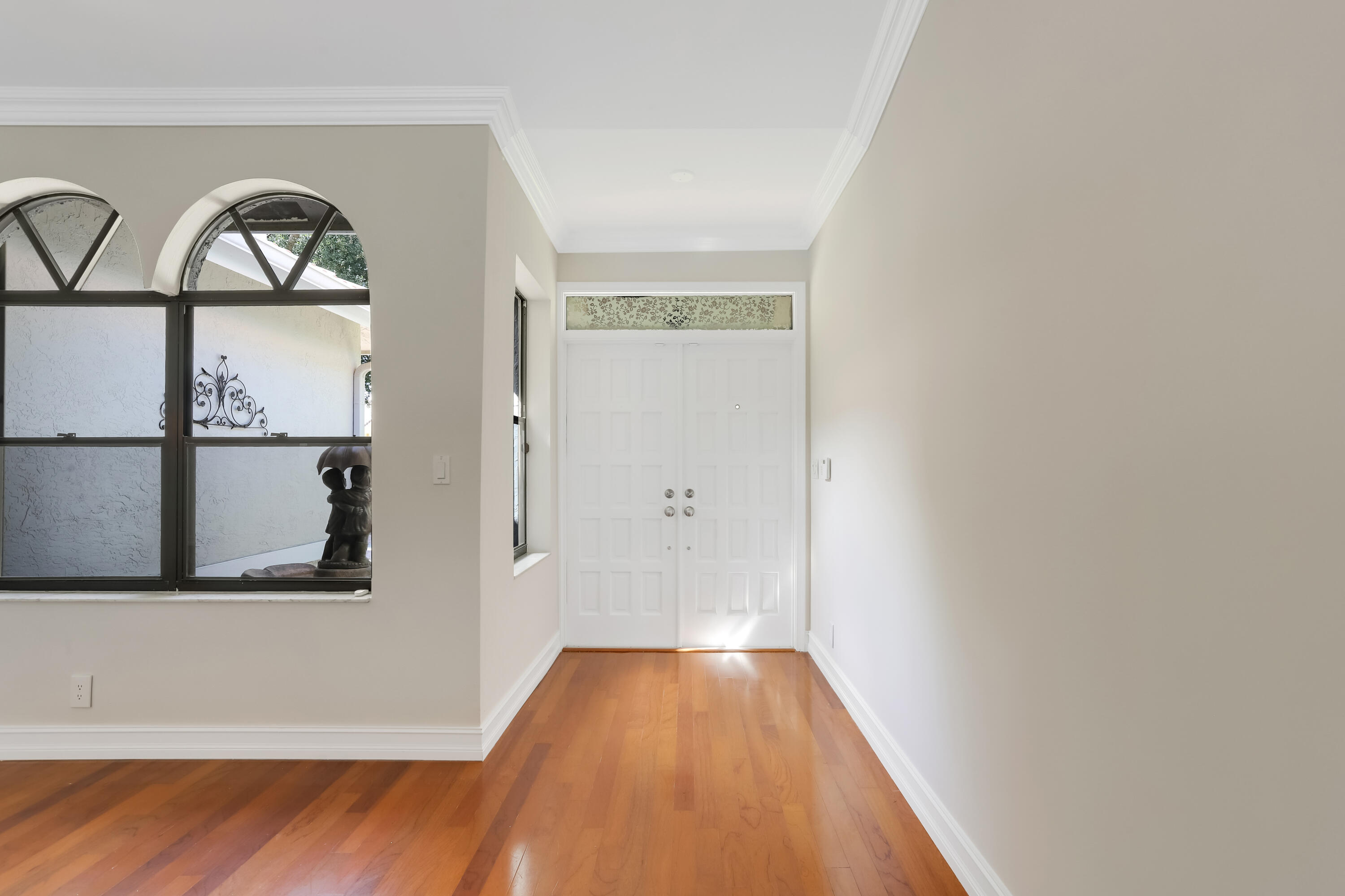 2560 Northwest 40th Street Boca Raton, FL 33434 - Photo 4 of 43 Entry