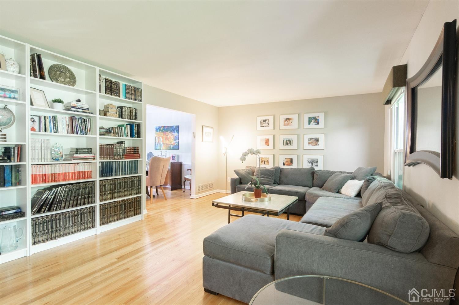 5 Yorktown Road East Brunswick, NJ 08816 - Photo 3 of 23 Gallery Image 3