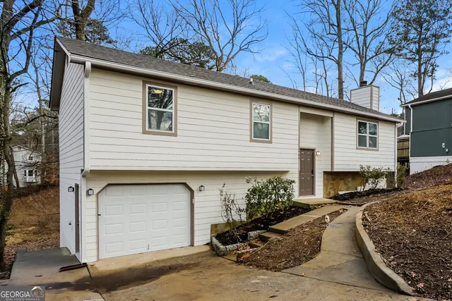 $1,695 | 2488 Carol Circle, Douglasville, GA 30135