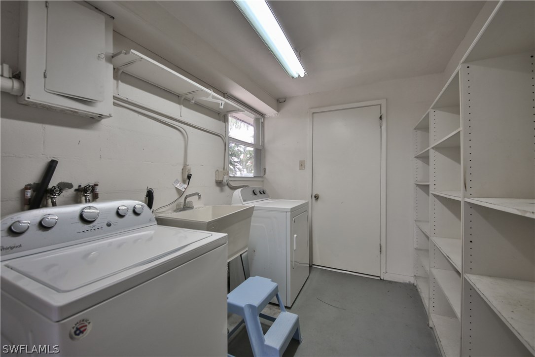 1455 Collins Road Fort Myers, FL 33919 - Photo 20 of 26 Gallery Image 20