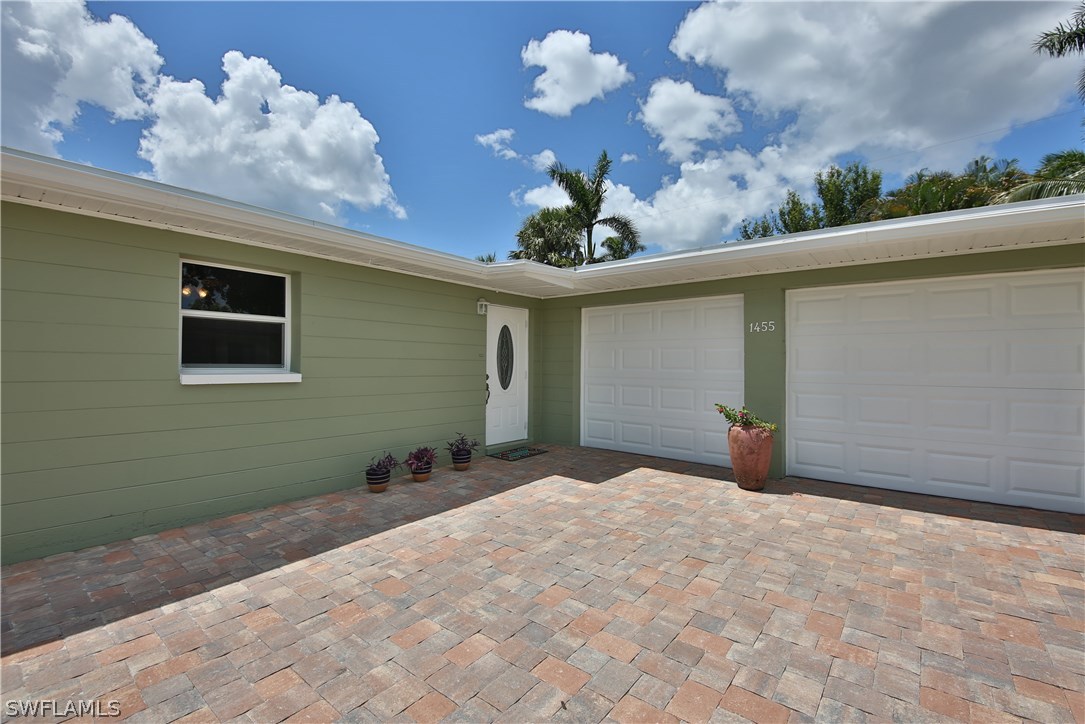 1455 Collins Road Fort Myers, FL 33919 - Photo 2 of 26 Gallery Image 2