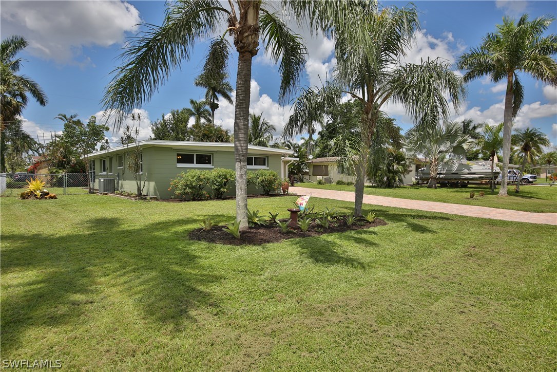 1455 Collins Road Fort Myers, FL 33919 - Photo 21 of 26 Gallery Image 21