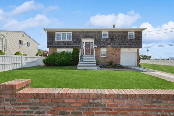 $1,539,000 | 54 Acapulco Street, Atlantic Beach, NY 11509