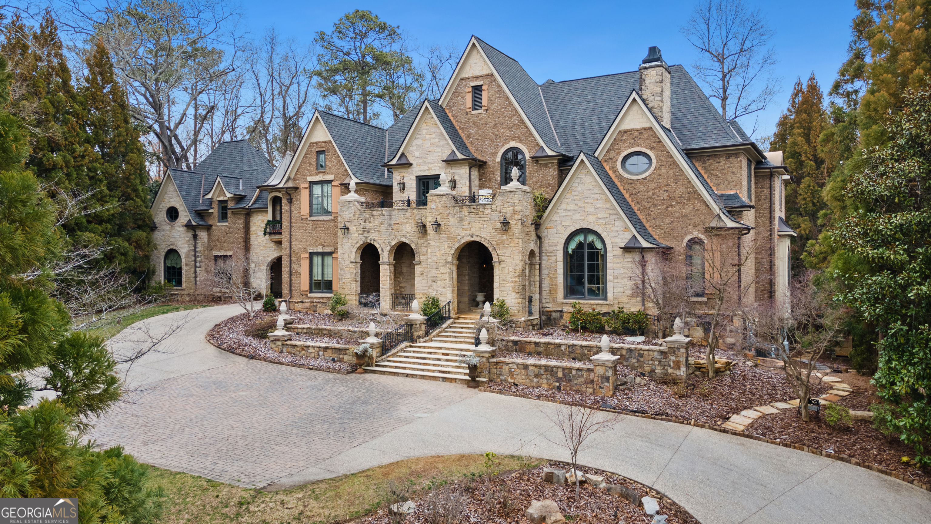 895 West Paces Ferry Rd Northwest  