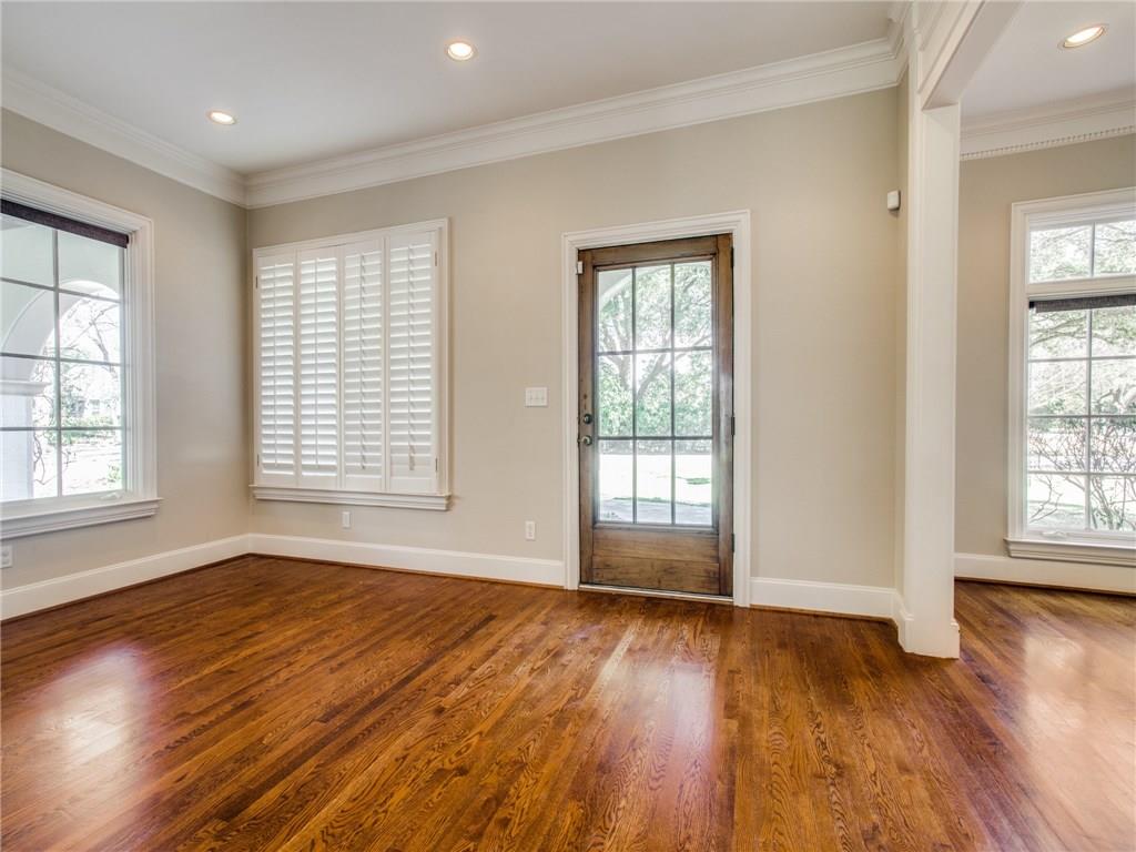 4308 North Cresthaven Road Dallas, TX 75209 - Photo 4 of 25