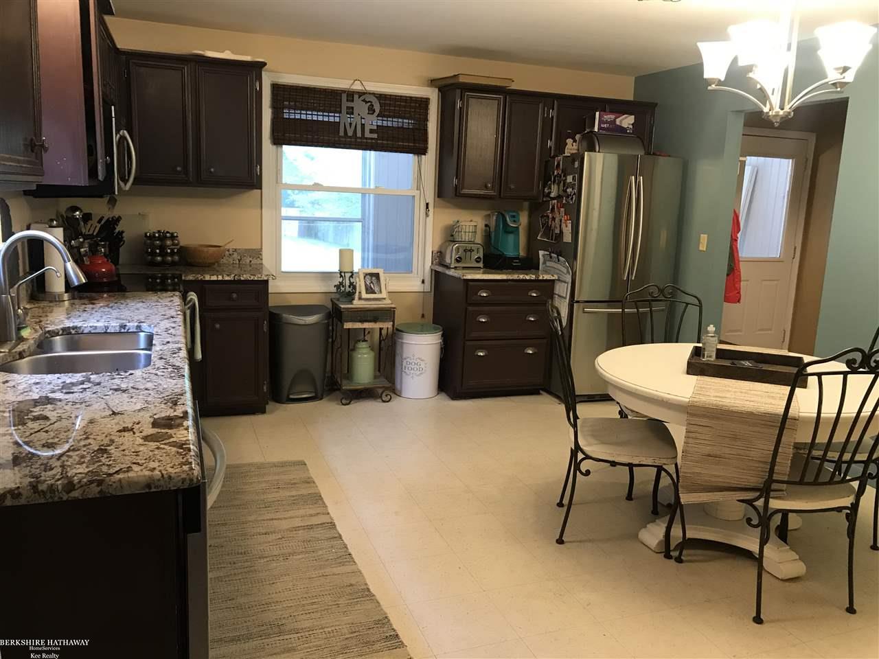 115 East Romeo Road Leonard, MI 48367 - Photo 18 of 33