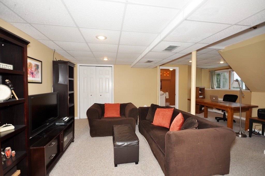 2 Vanderbelt Road Acton, MA 01720 - Photo 11 of 14 Gallery Image 11
