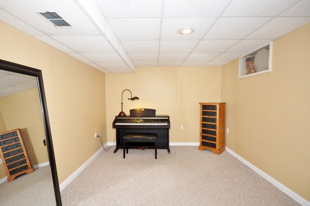 2 Vanderbelt Road Acton, MA 01720 - Photo 13 of 14 Gallery Image 13