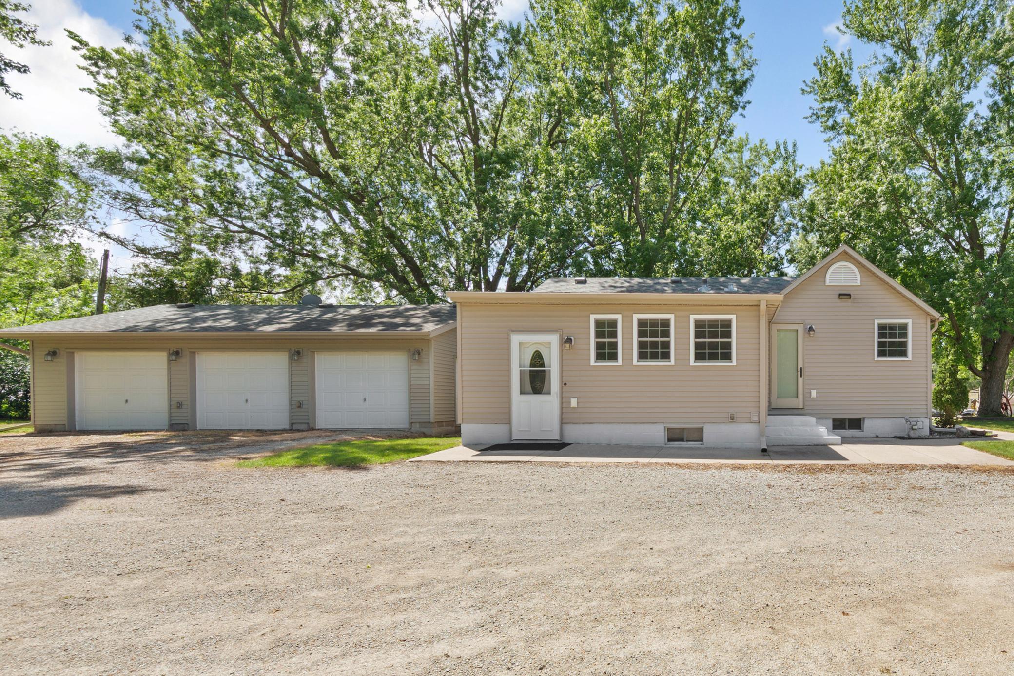 645 Rice Lake Road Owatonna, MN 55060 - Photo 2 of 45