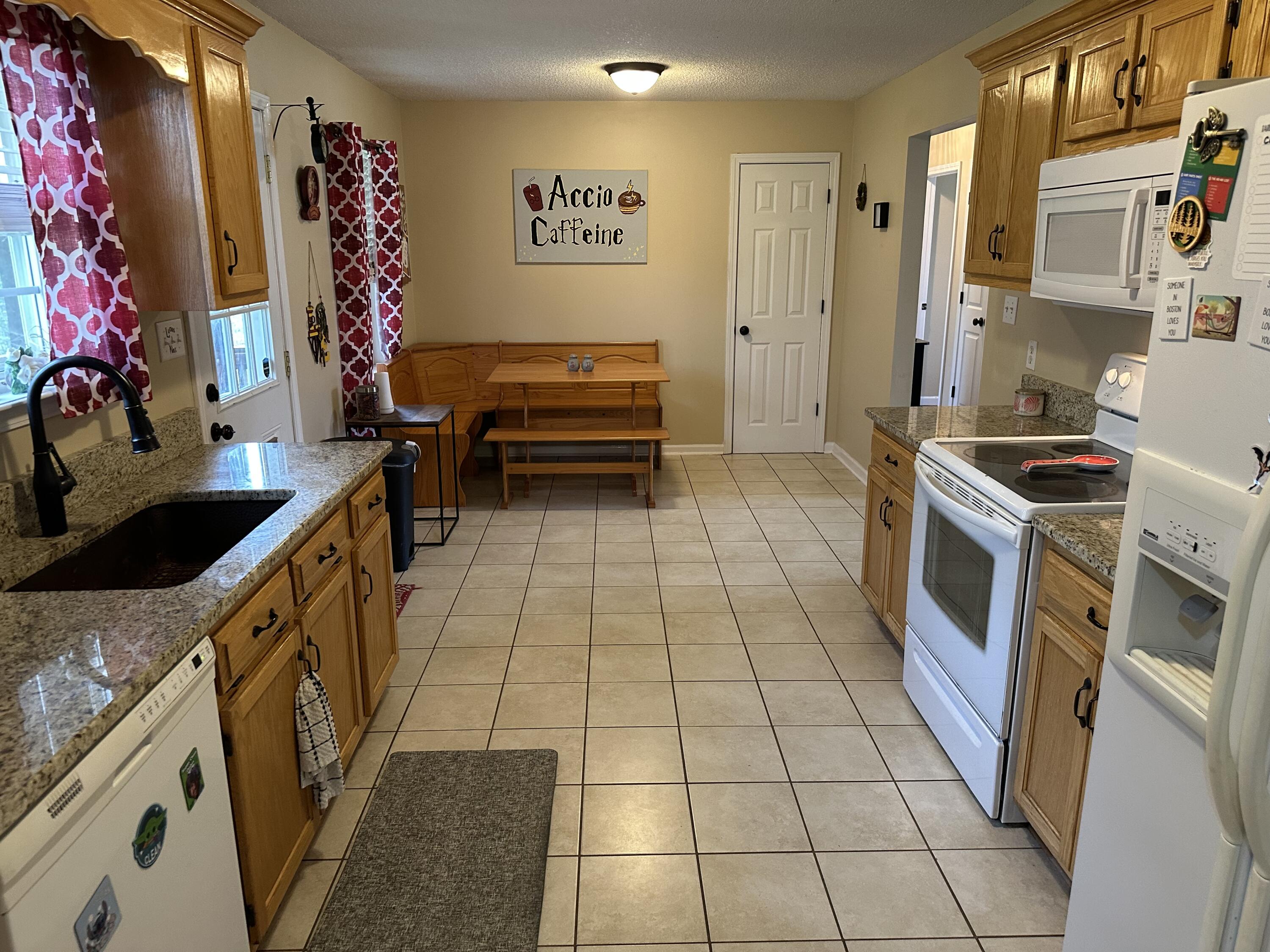 172 Pinewood Drive Rock Spring, GA 30739 - Photo 15 of 24 IMG_3392