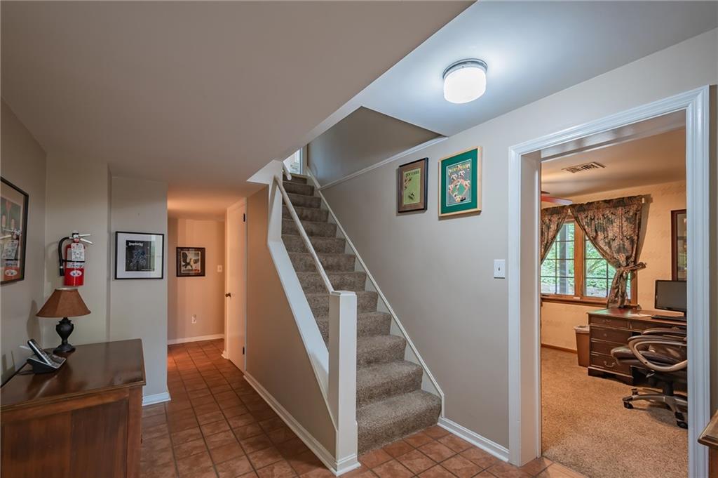 704 Pinoak Road Pittsburgh, PA 15243 - Photo 23 of 25 Gallery Image 23