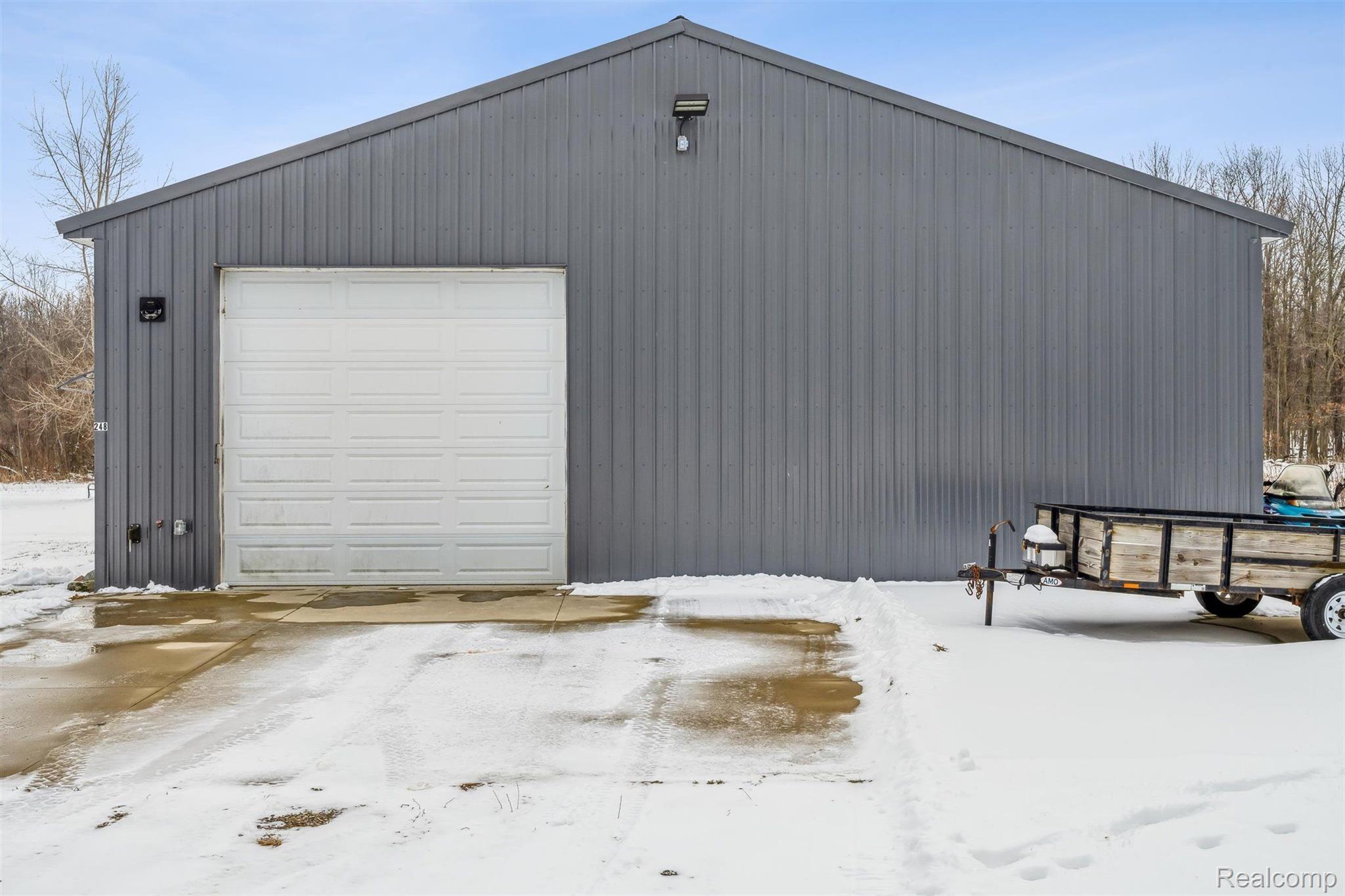 248 East Lovejoy Road Howell, MI 48855 - Photo 36 of 56 Gallery Image 36
