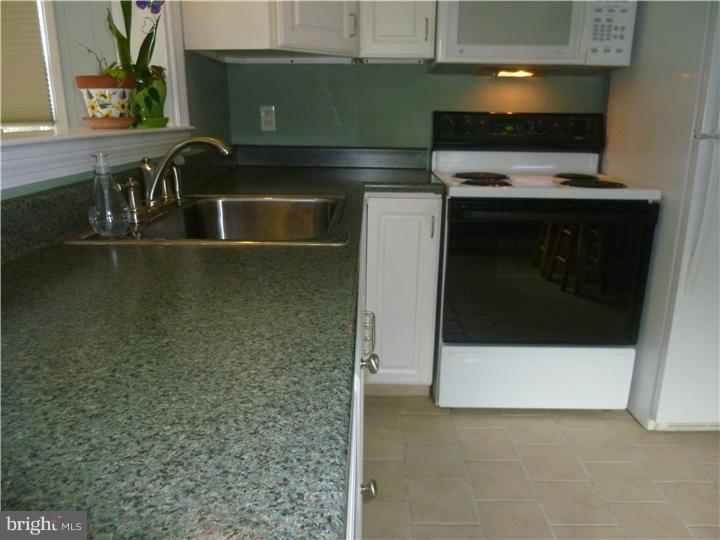 1502 Steel Road Havertown, PA 19083 - Photo 9 of 24 Kitchen
