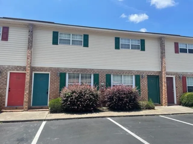 $1,325 | 105 Hickory Lane, Unit E, Ladson, SC 29456