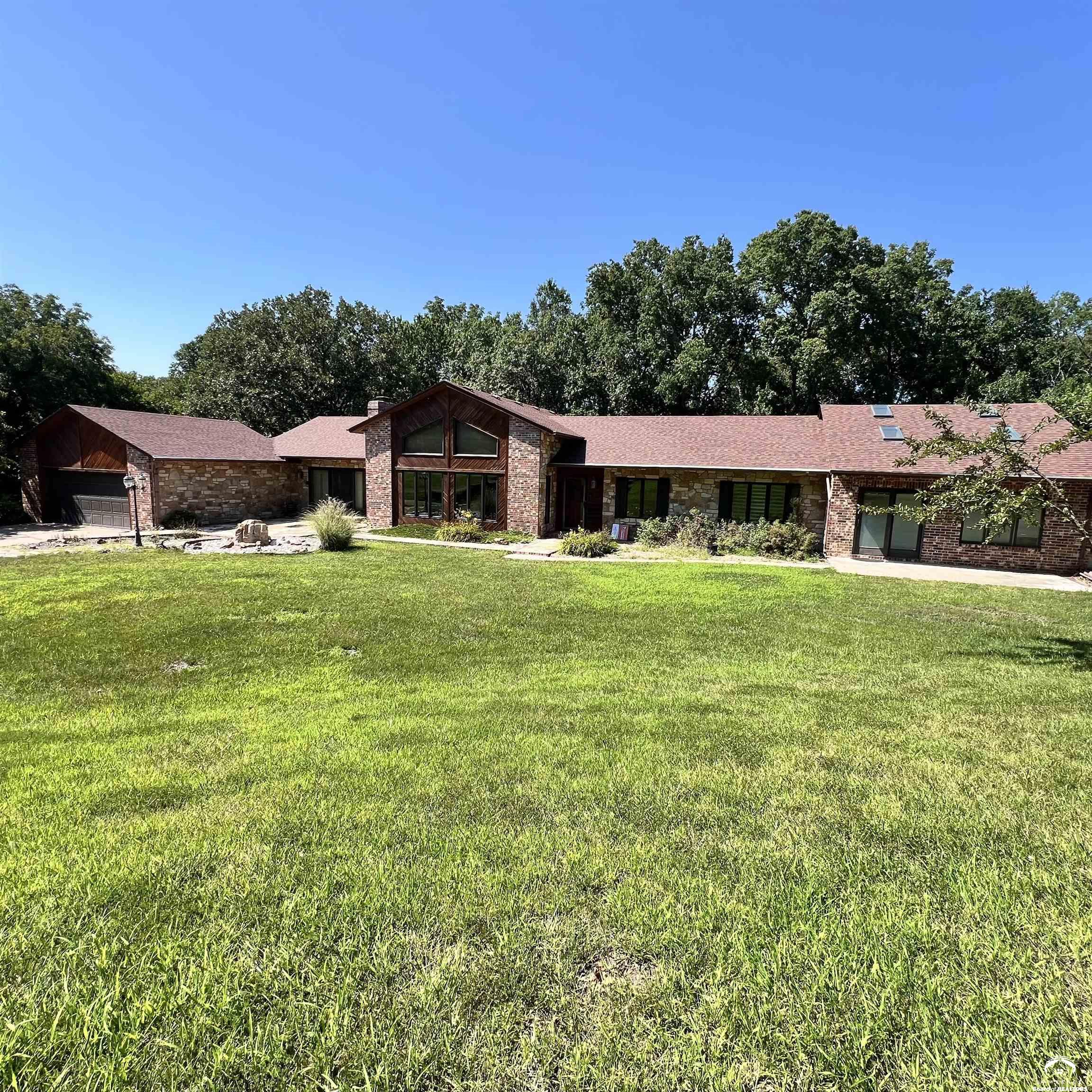 3840 Northeast Kimball Road Topeka, KS 66617 - Photo 1 of 38