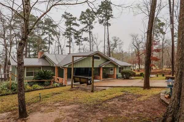 $1,099,550 | 164 Magnolia Drive, Burkeville, TX 75932