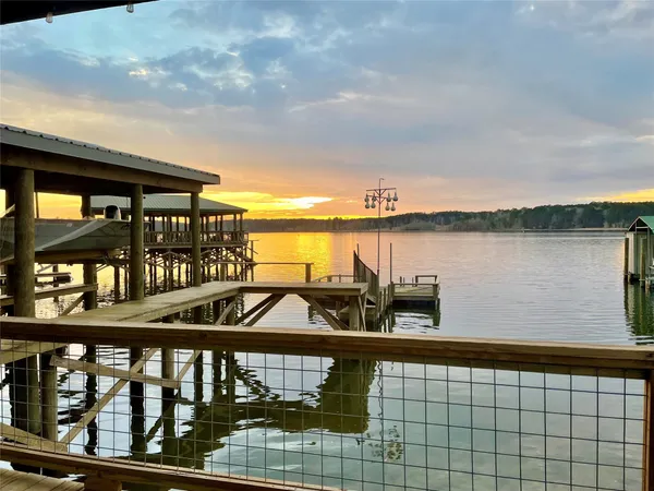 $1,099,550 | 164 Magnolia Drive, Burkeville, TX 75932