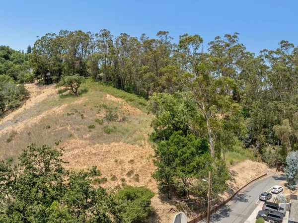 $2,800,000 | 0 Chula Vista Drive, San Rafael, CA 94901
