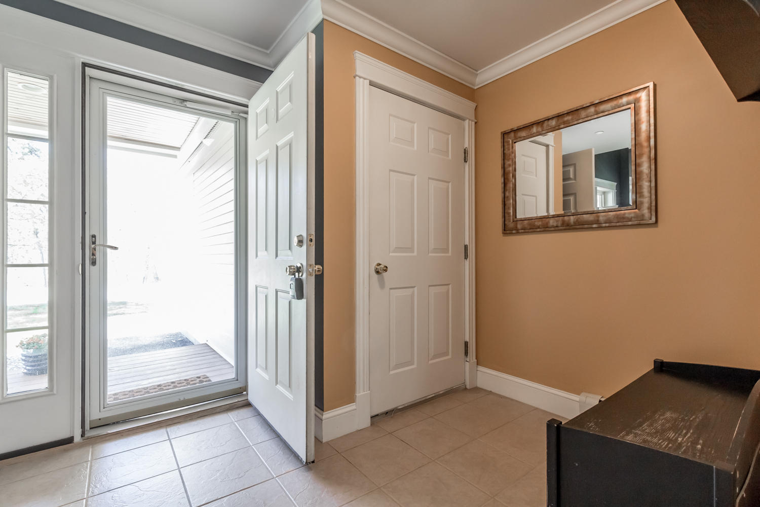 89 Ridge Road, Unit 19 Portland, ME 04103 - Photo 9 of 61 Entryway