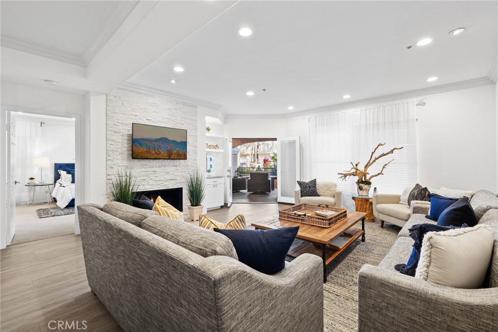 1900 Pacific Coast Highway, Unit 9 Huntington Beach, CA 92648 - Photo 5 of 19