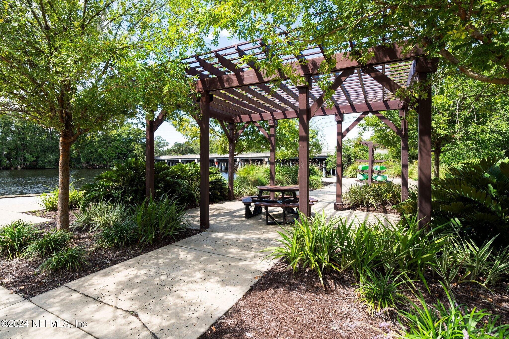 3958 Baymeadows Road, Unit 1602 Jacksonville, FL 32217 - Photo 65 of 91 Outdoor Community Gazebo