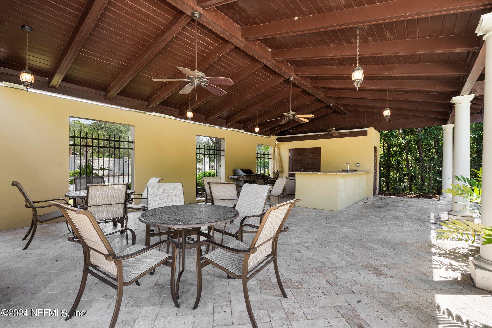 3958 Baymeadows Road, Unit 1602 Jacksonville, FL 32217 - Photo 72 of 91 Community-Outdoor Kitchen