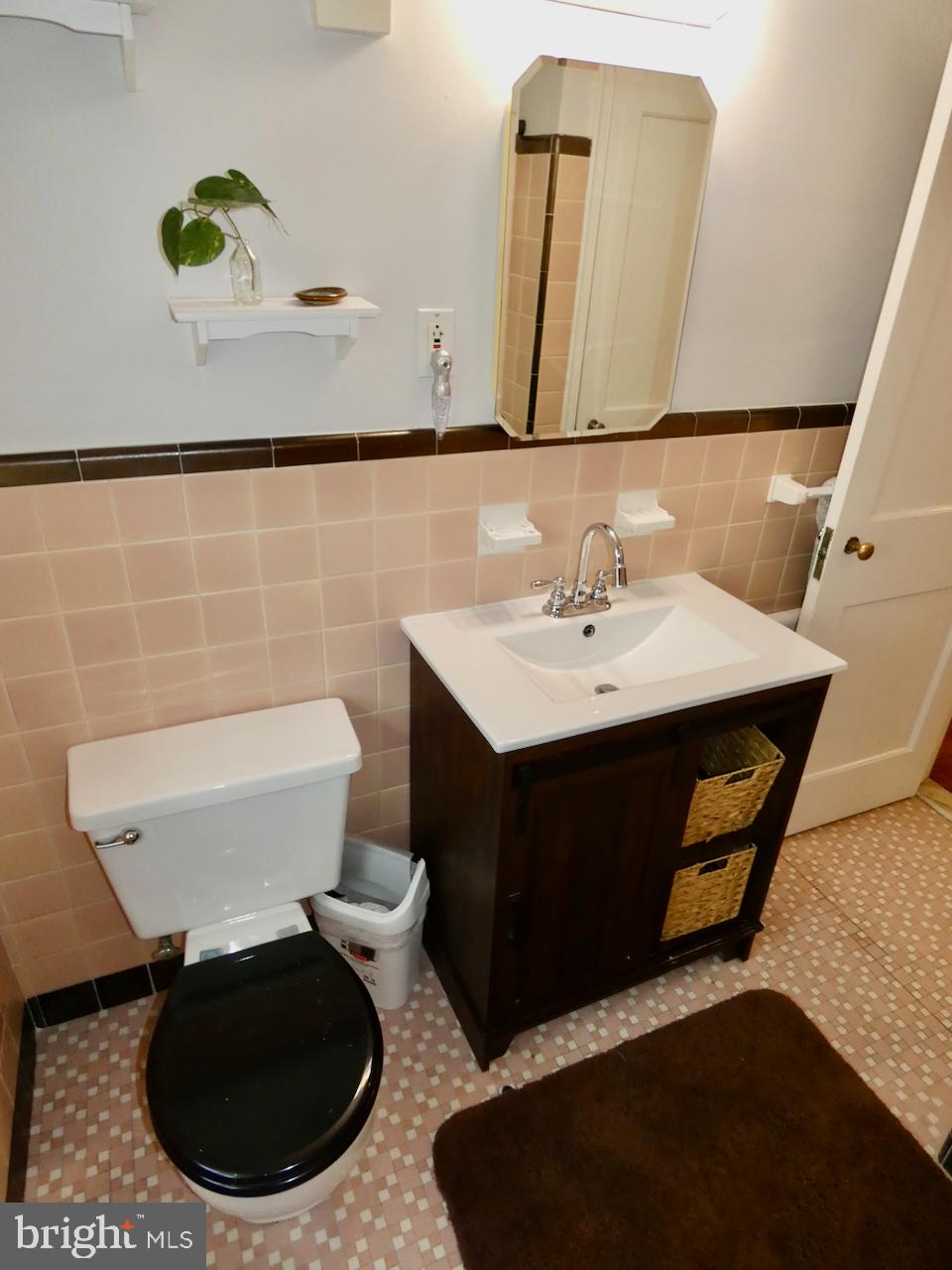 206 N Road Wilmington, DE 19809 - Photo 55 of 75 Hall Bath #2