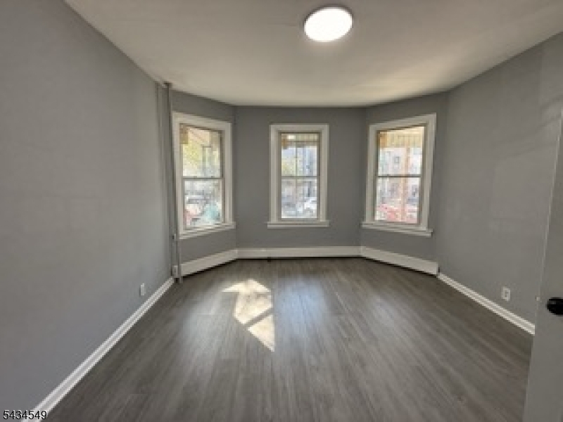203 3rd Street, Unit 1 Newark, NJ 07107 - Photo 4 of 8