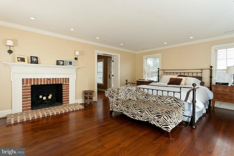 16116 Carroll Road Monkton, MD 21111 - Photo 20 of 30 Masterbedrom