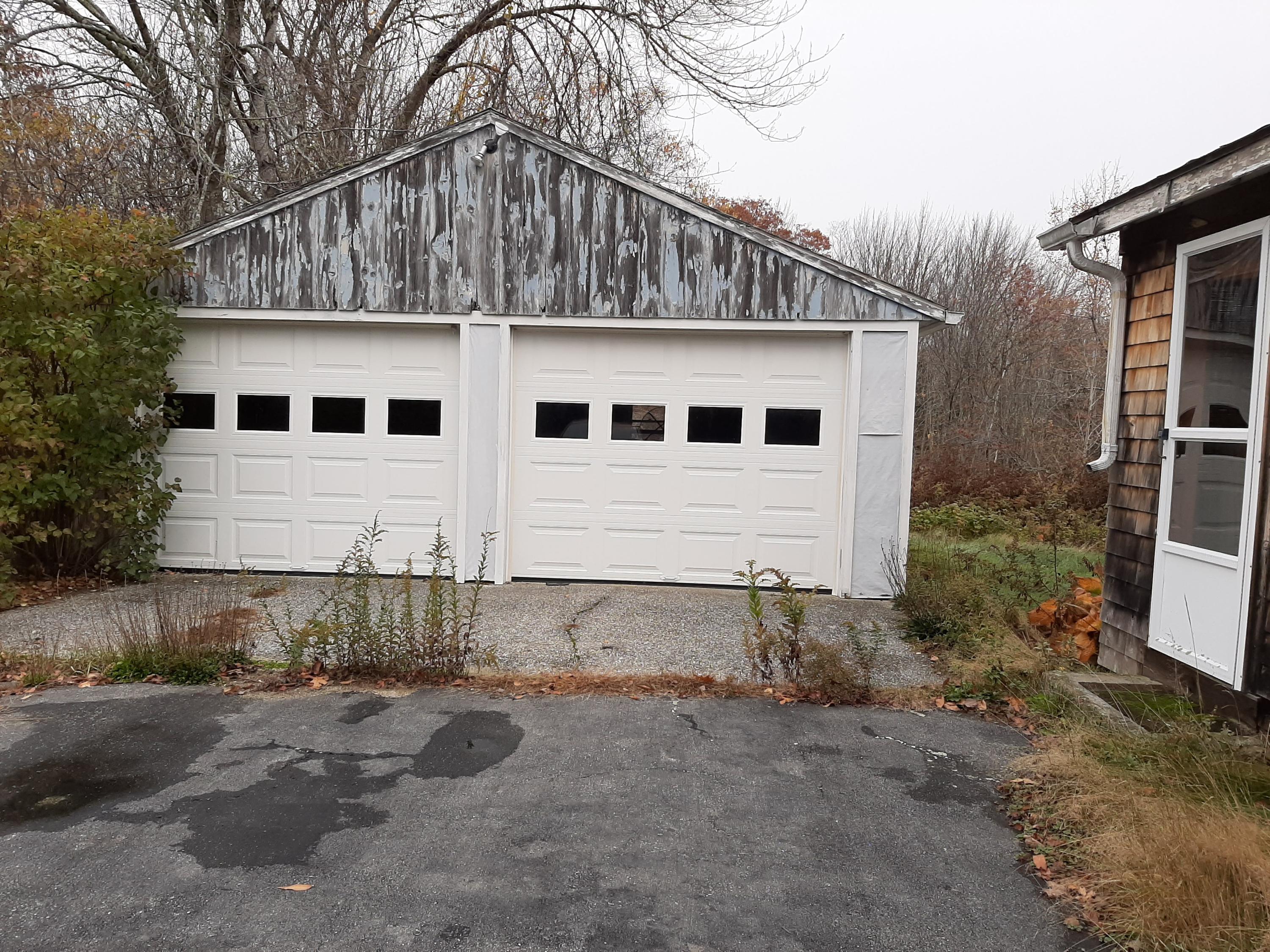 163 Huddle Road New Harbor, ME 04554 - Photo 3 of 21 20201029_114221