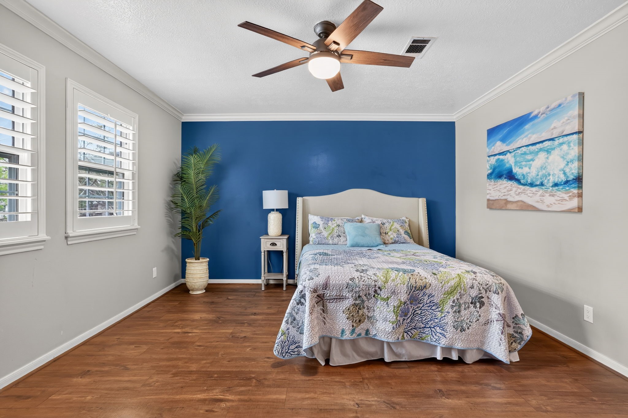 8711 Kennet Valley Road Spring, TX 77379 - Photo 23 of 37 a bedroom with bed and a window