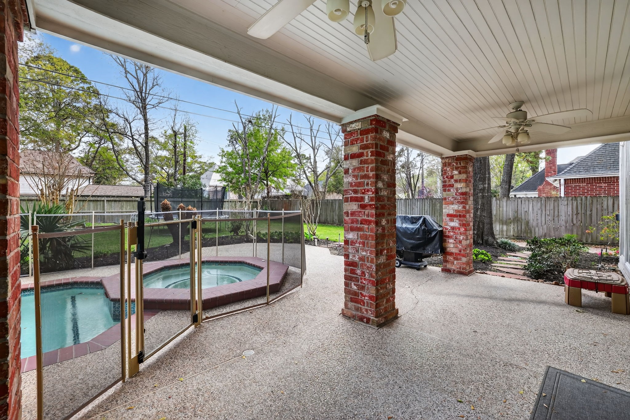 8711 Kennet Valley Road Spring, TX 77379 - Photo 33 of 37