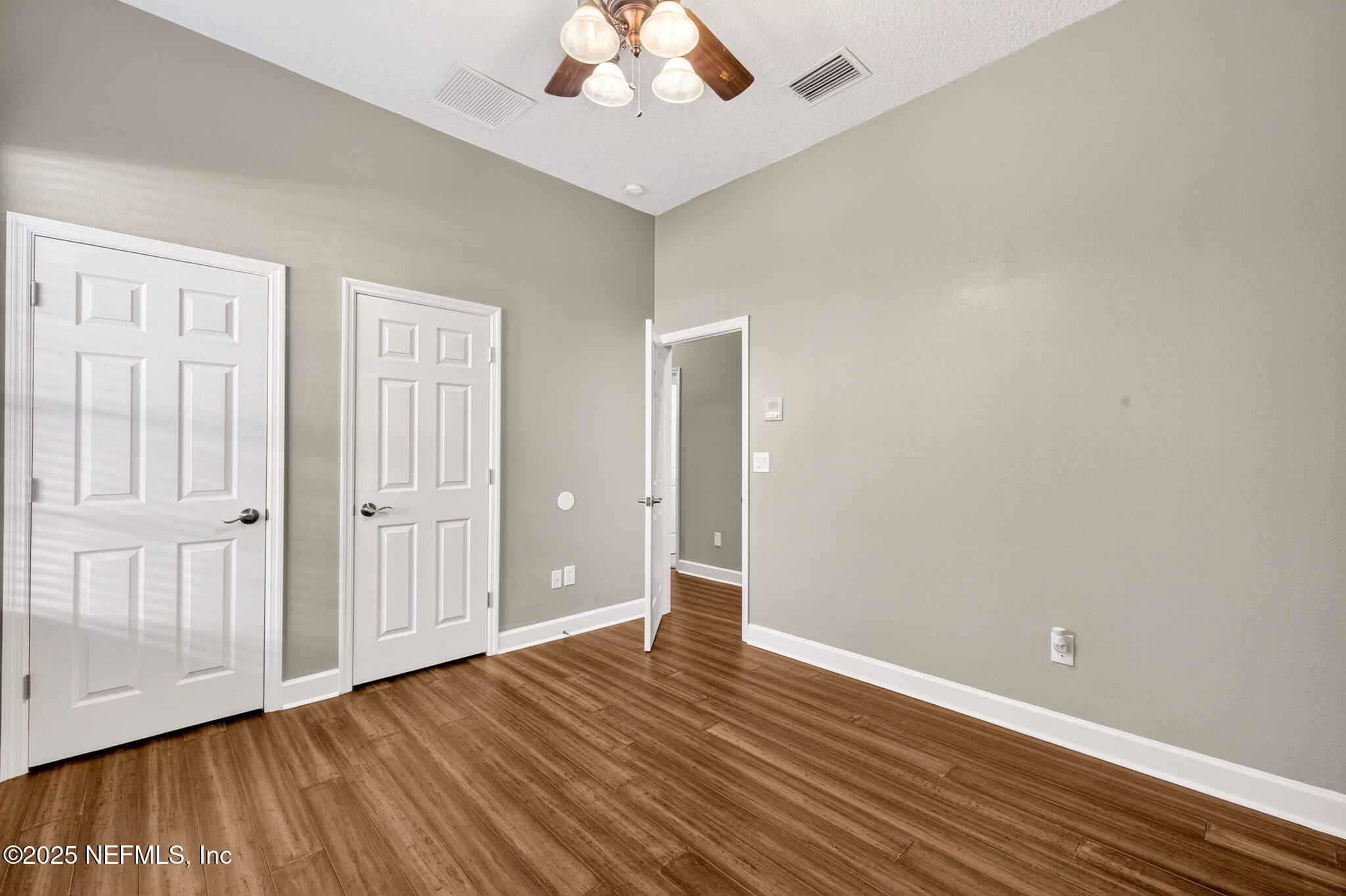 6365 Eclipse Circle Jacksonville, FL 32258 - Photo 20 of 32 21-Guest Bedroom 2 of 2
