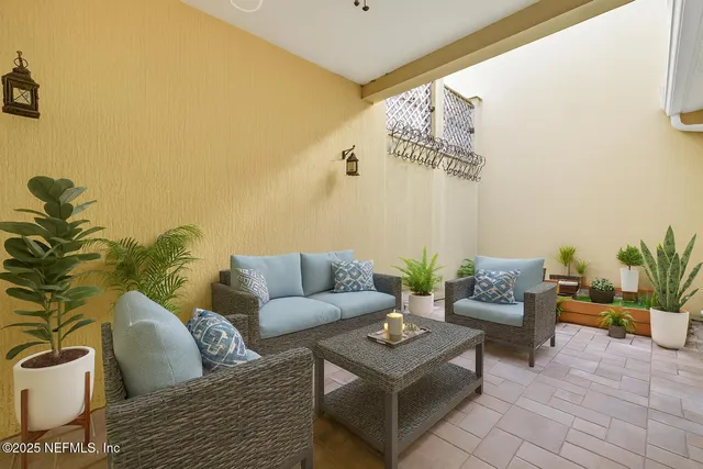 $345,000 | 6365 Eclipse Circle, Jacksonville, FL 32258