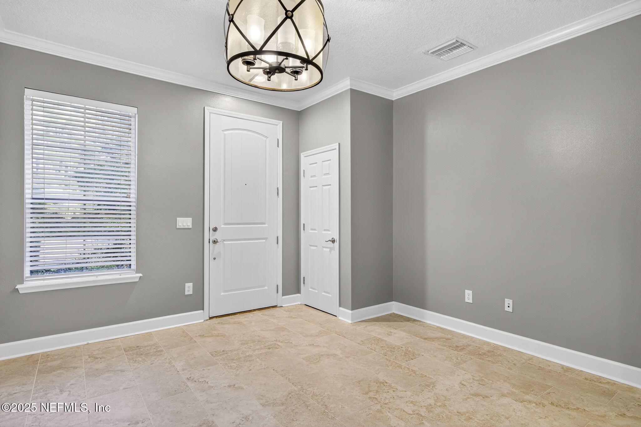 6365 Eclipse Circle Jacksonville, FL 32258 - Photo 4 of 32 2-Foyer 1 of 2